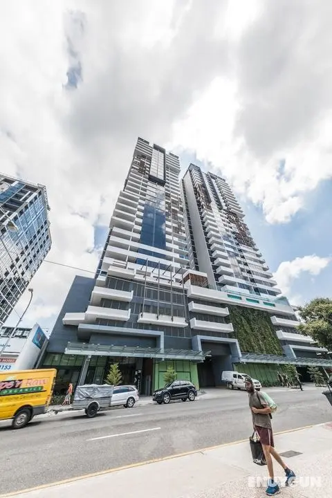 Homely Apartment in South Brisbane - Öne Çıkan Resim