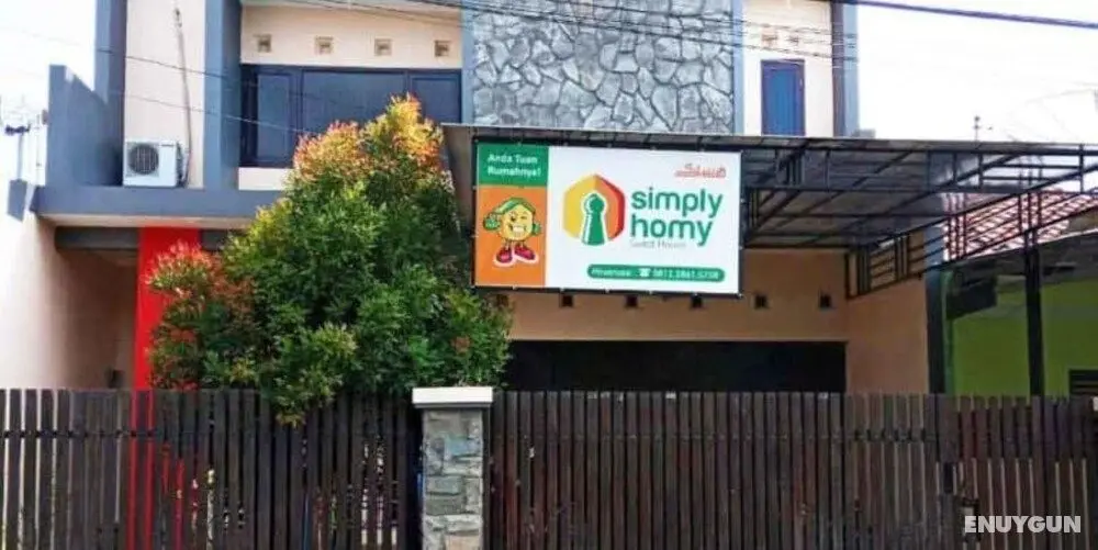 Homestay Tegal Kota by Simply Homy - Dış Mekan