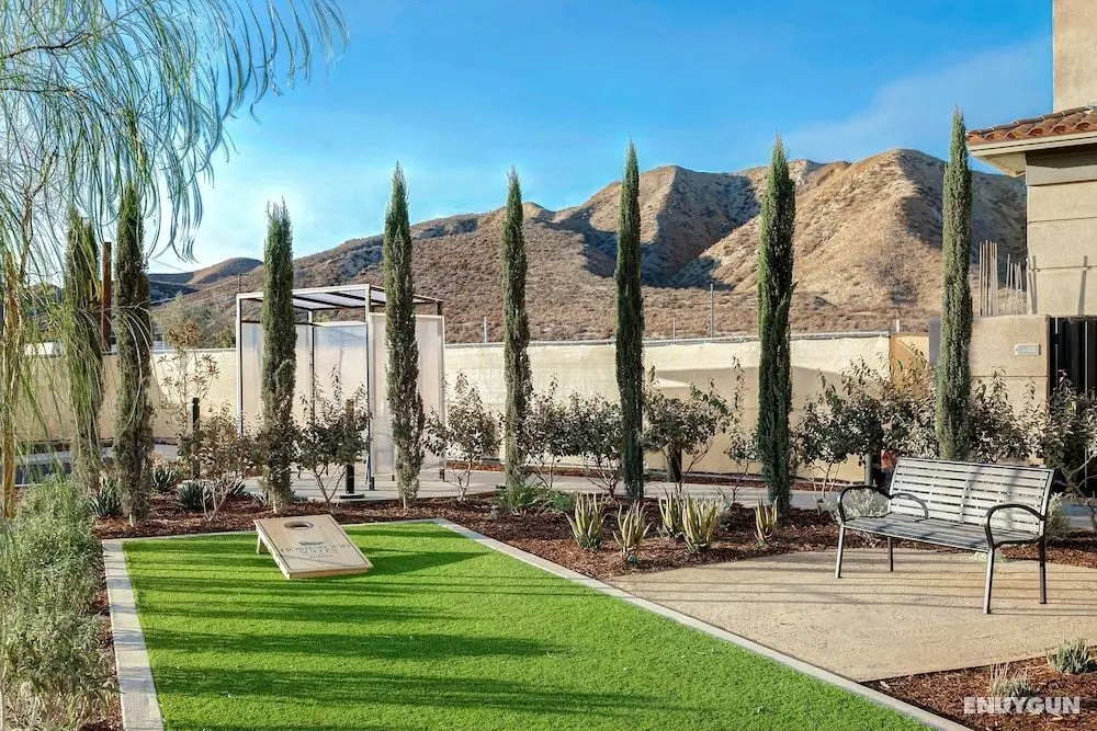 Homewood Suites by Hilton Santa Clarita - Misafir Tesisleri ve Hizmetleri