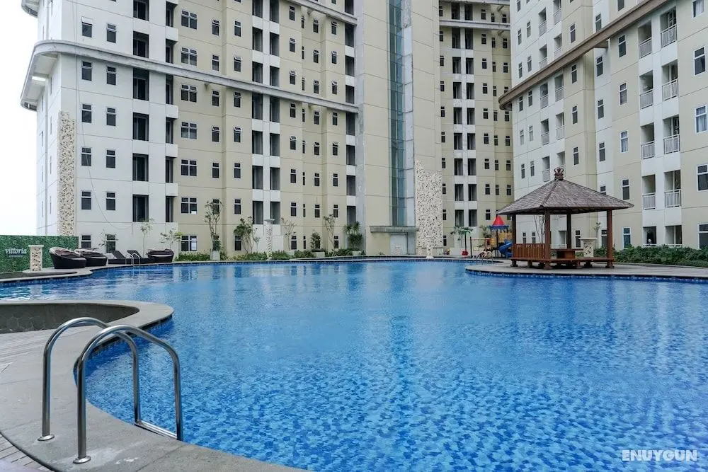Homey 2BR Apartment Vittoria Residence - Havuz