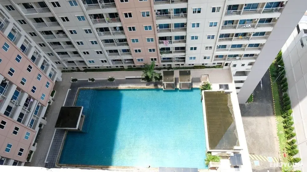 Homey And Comfy Studio At Puncak Bukit Golf Surabaya Apartment - Konum Öne Çıkanlar