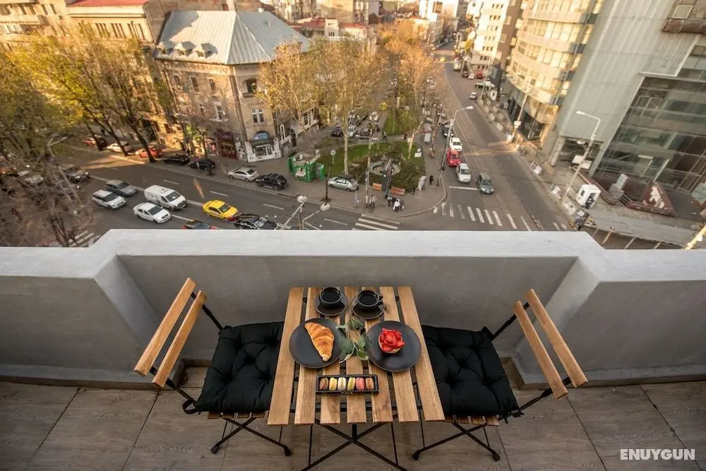 Homey - Strada Armeneasca 10 - Oda Manzaraları