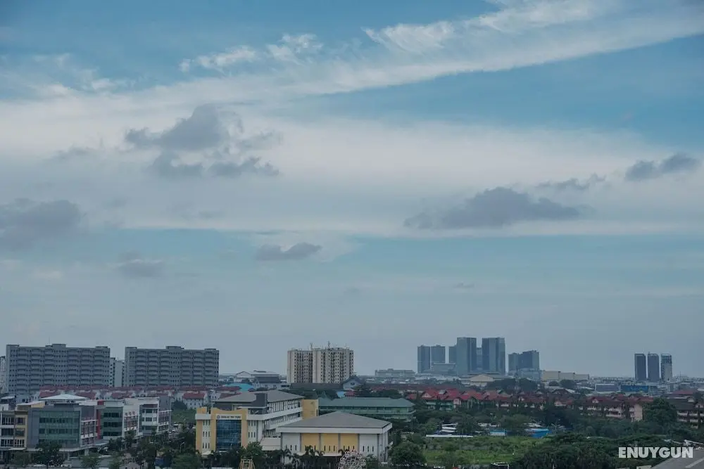 Homey Studio at Sentraland Cengkareng Apartment near Airport - Dış Mekan