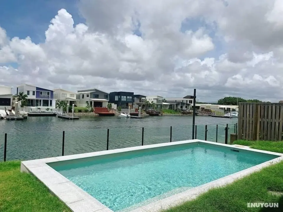 Hope Island Water Front House - Havuz