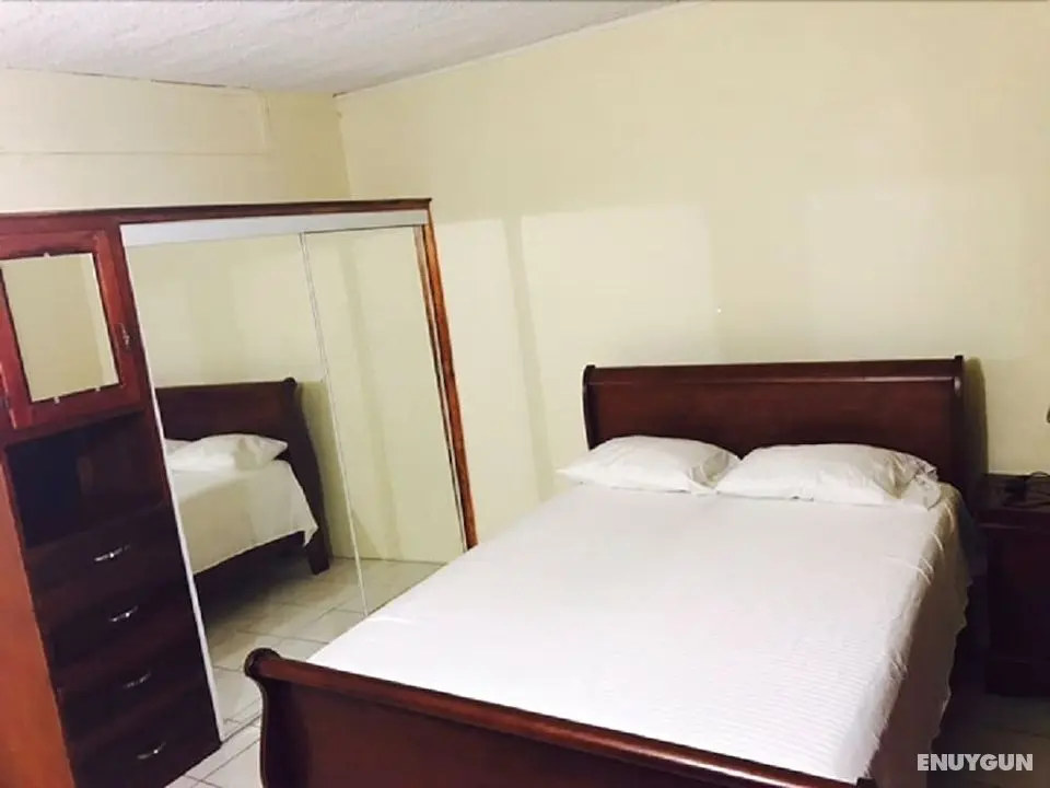 Hope Road Apartment - Öne Çıkan Resim