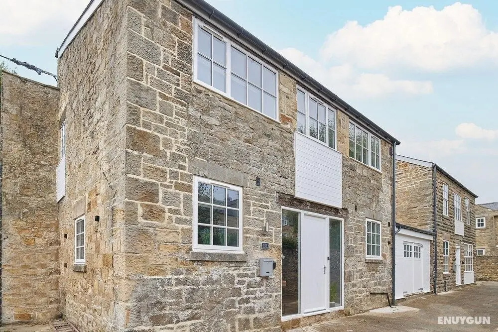 Host Stay 82F Galgate - Oda