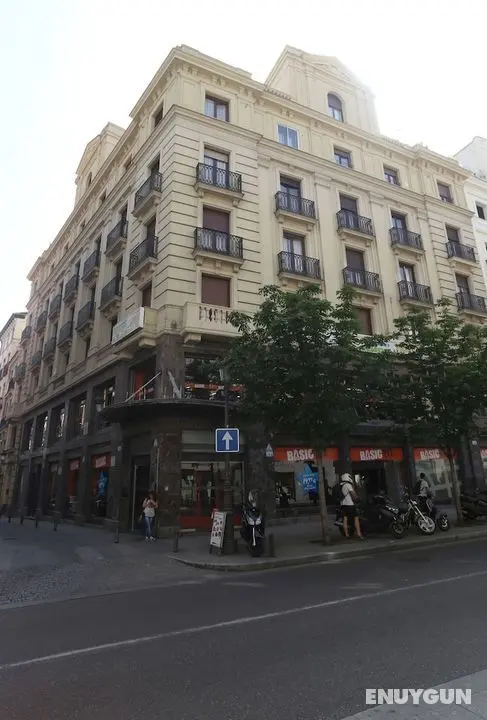 Hostal Abadía Madrid - Öne Çıkan Resim
