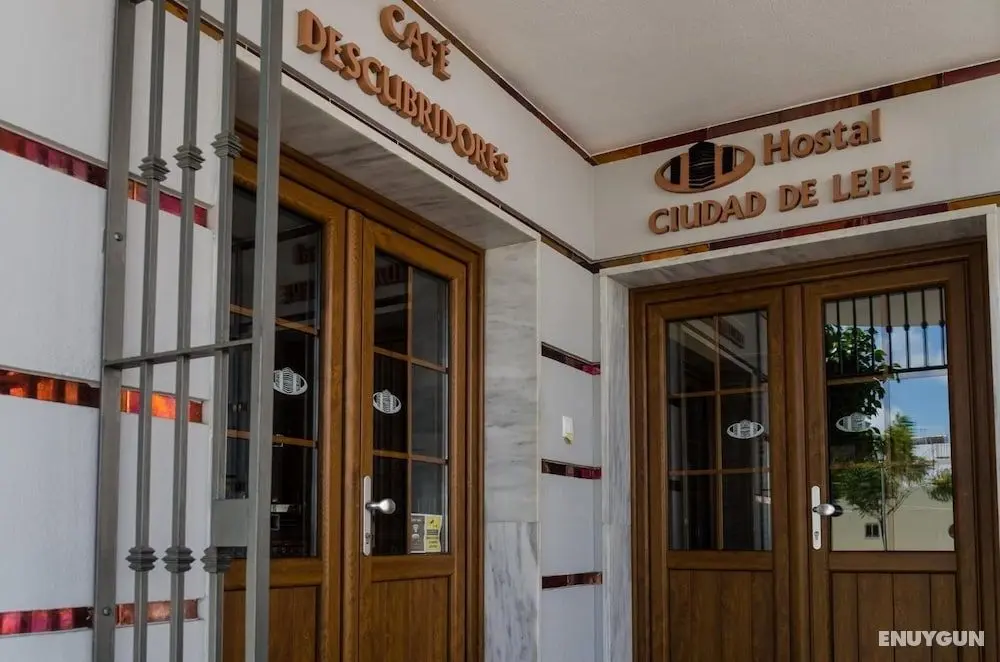 Hostal Ciudad de Lepe - Dış Mekan
