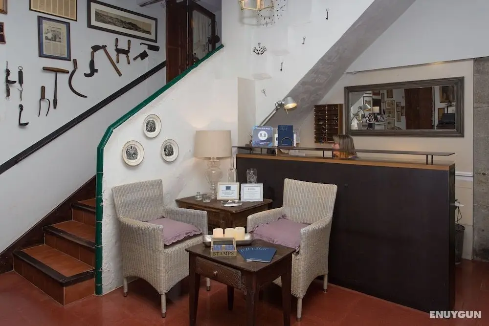 Hostal de la Plaça - Lobi