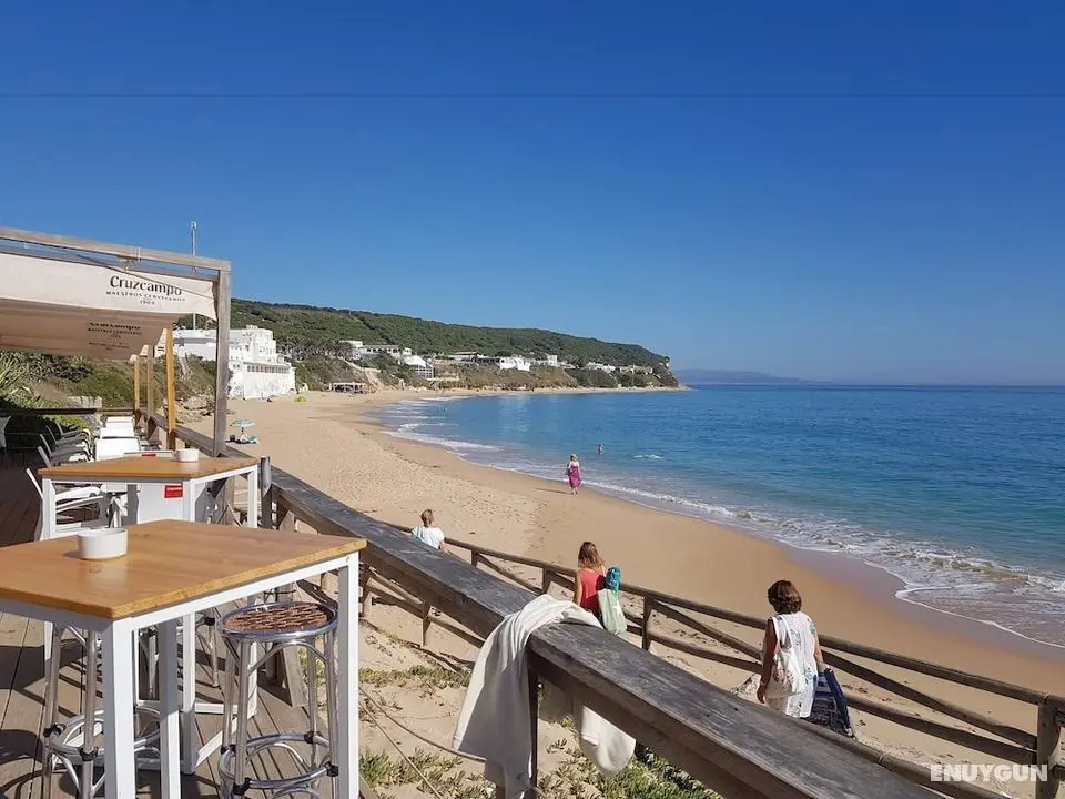 Hostal Miramar - Konum Öne Çıkanlar
