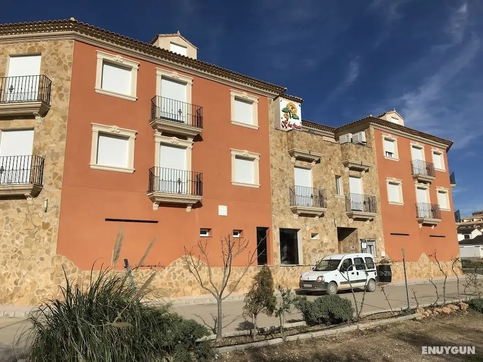 Hostal Rural Los Girasoles de iniesta - Dış Mekan