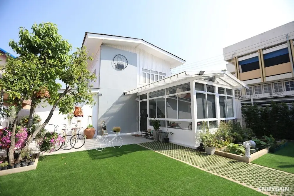 Hostel Lullaby - Adults Only - Öne Çıkan Resim