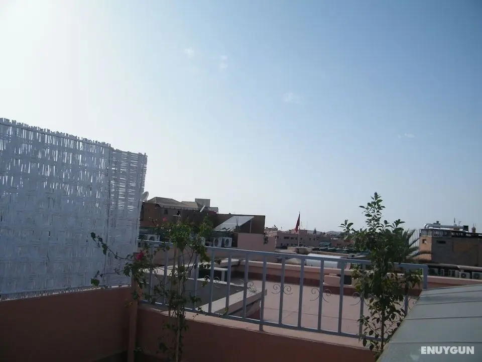 Hostel Mondial - Dış Mekanlar