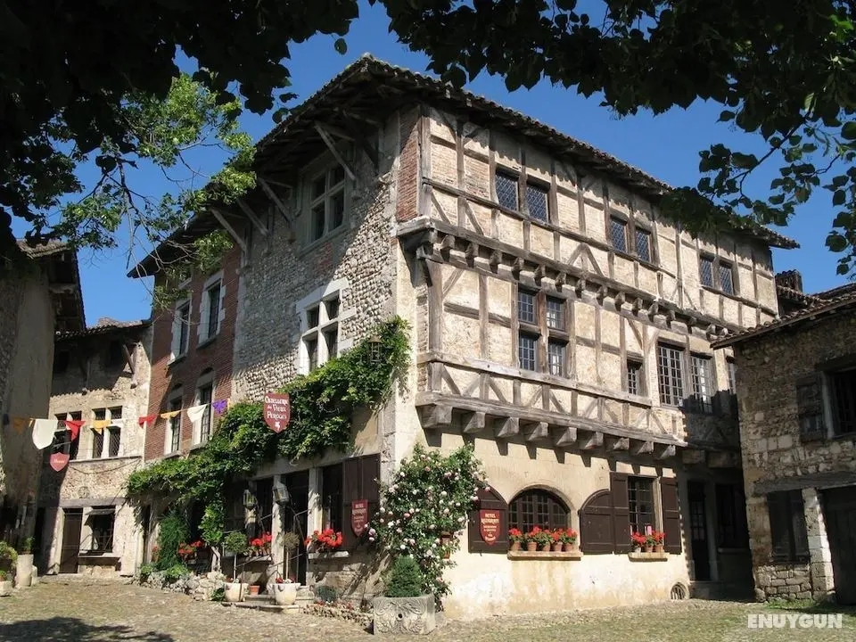 Hostellerie de Pérouges - Öne Çıkan Resim