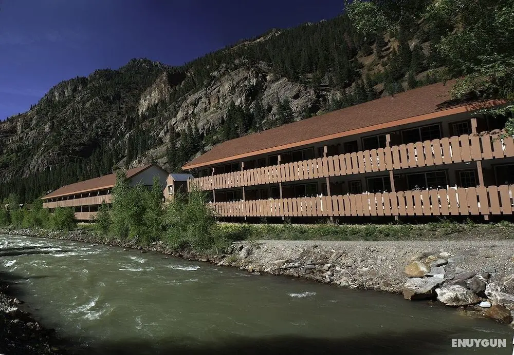 Hot Springs Inn - Öne Çıkan Resim