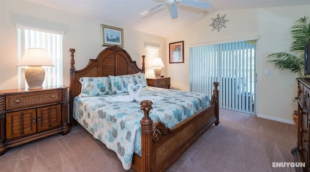 Hot Tub, Games Room!!, Private Pool - Oda