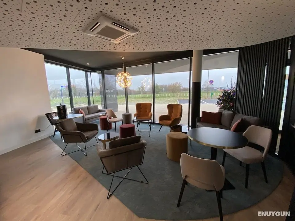 Hôtel AKENA TROYES - La Chapelle-Saint-Luc - Öne Çıkan Resim