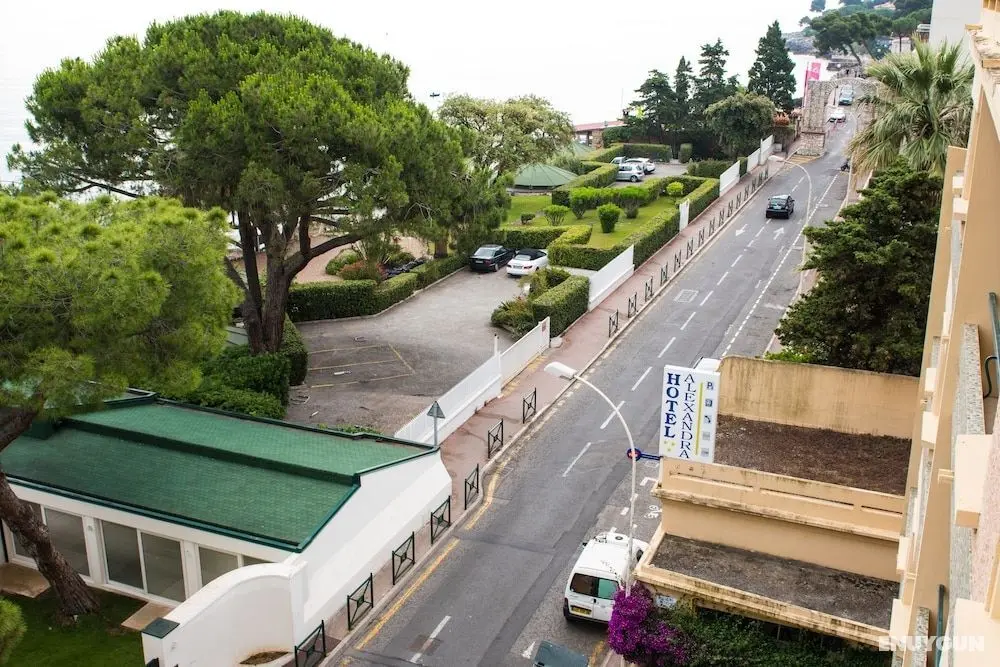 Hôtel Alexandra - Dış Mekan