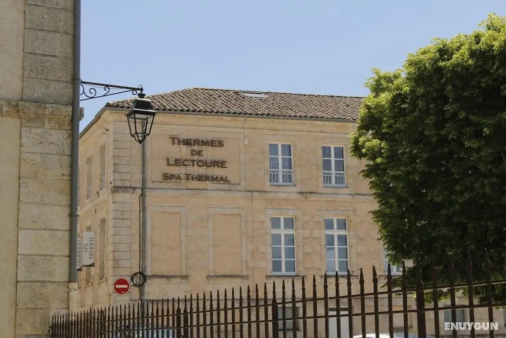 Hôtel Collège des Doctrinaires - Dış Mekan