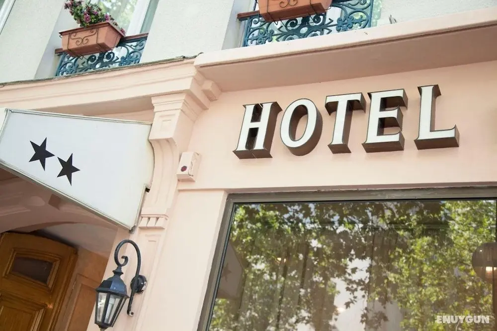 Hôtel des Pyrénées - Nation - Dış Mekan
