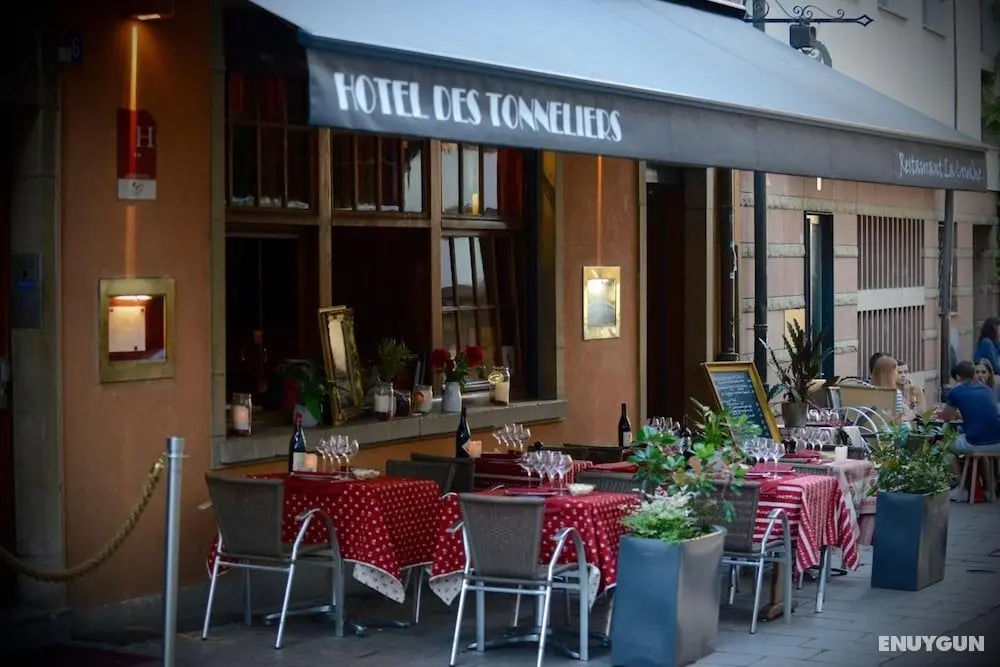 Hôtel des Tonneliers - Yerinde Yemek