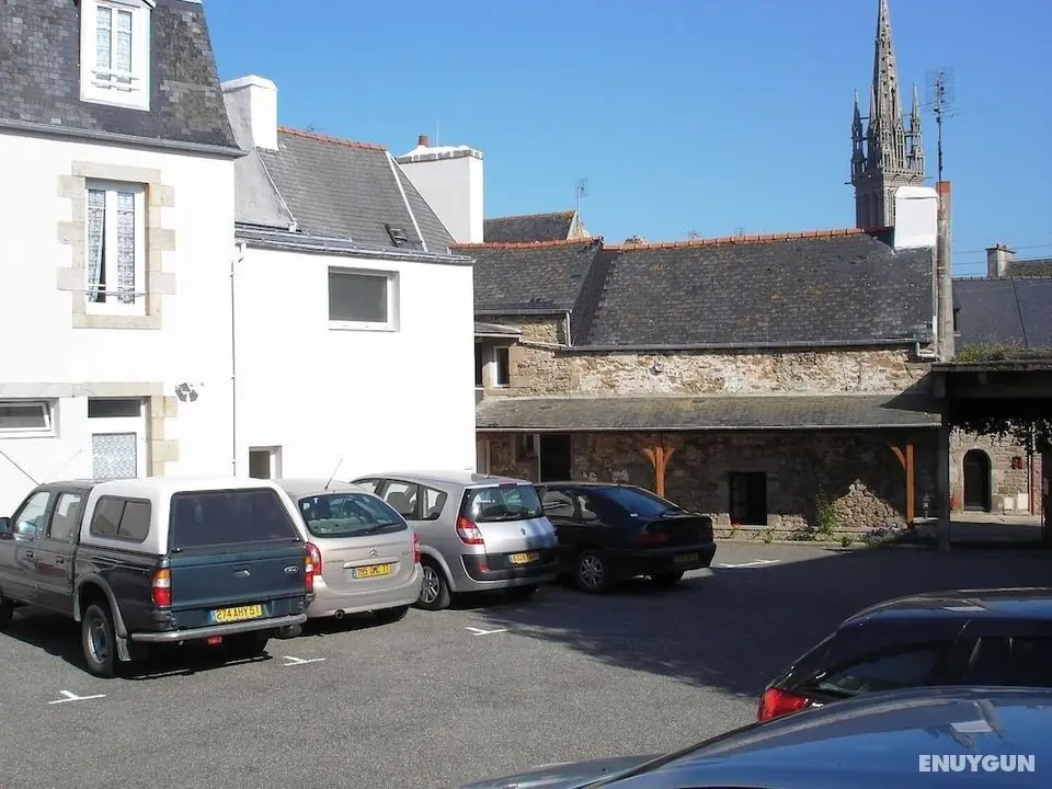 Hôtel du Cheval Blanc - Otopark