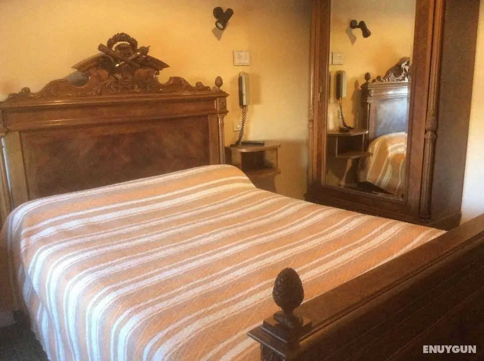 Hôtel Du Commerce - Öne Çıkan Resim