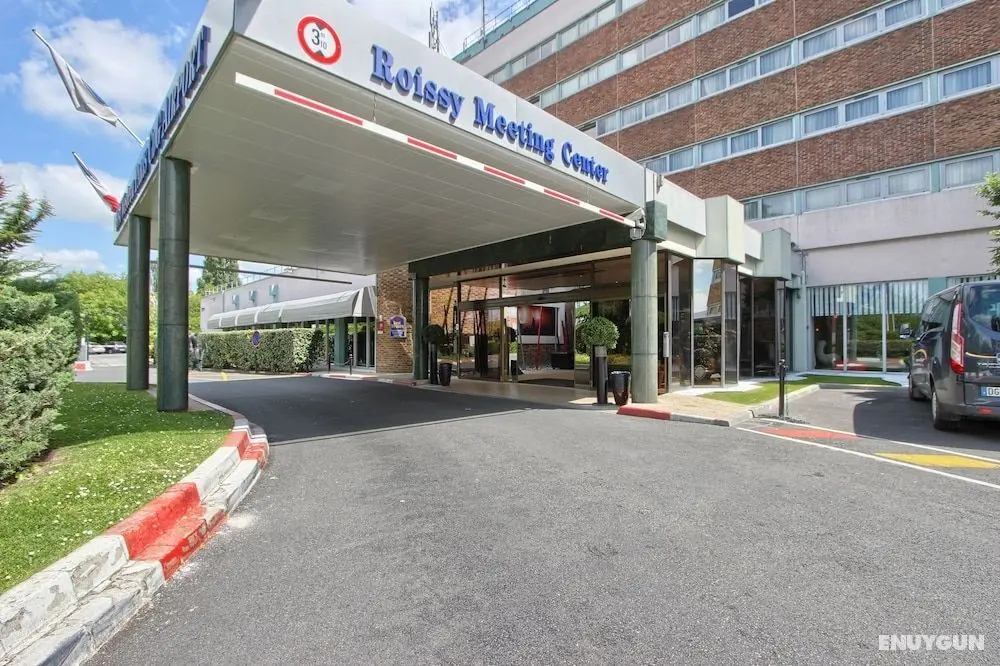 Hôtel Inn Paris CDG Airport - Dış Mekan