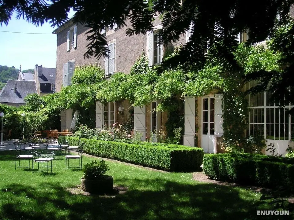 Hôtel La Roseraie - Dış Mekan