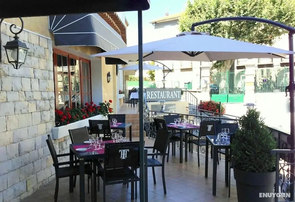 Hôtel Le Tivoli - Öne Çıkan Resim