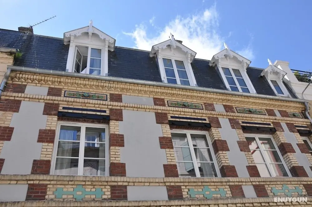 Hôtel Les 2 Villas - Dış Mekan