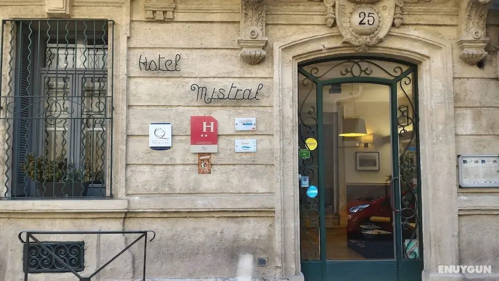 Hôtel MISTRAL Comédie Saint Roch - Dış Mekan