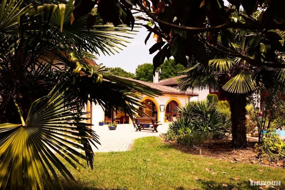 Hôtel Restaurant Solenca - Dış Mekan