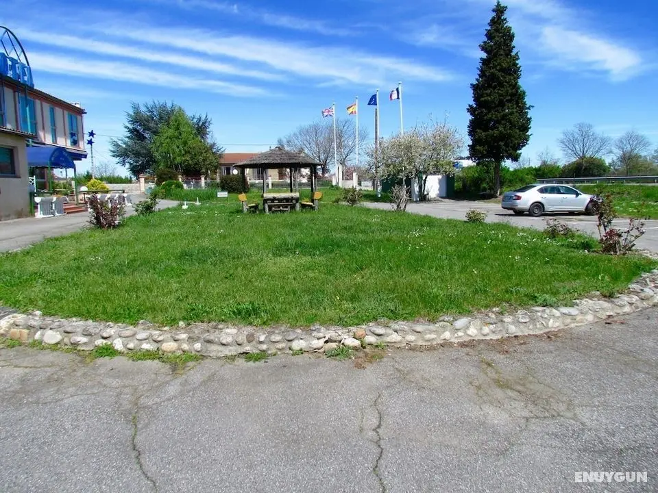 Hôtel Rocade - Aile ve Çocuklar