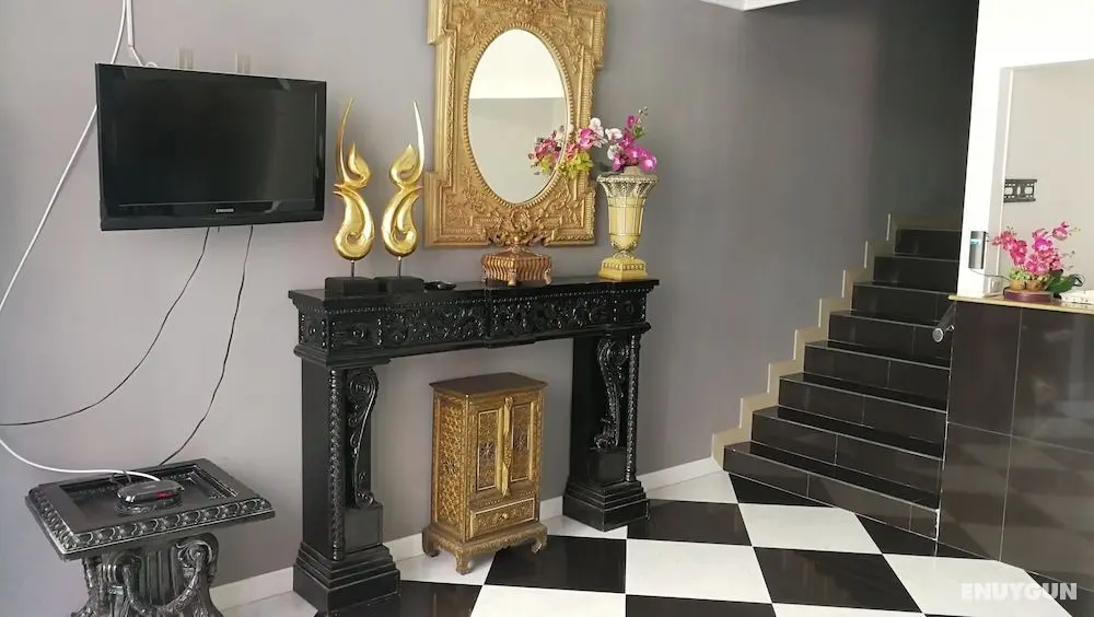 Hotler Boutique Apartment - Lobi