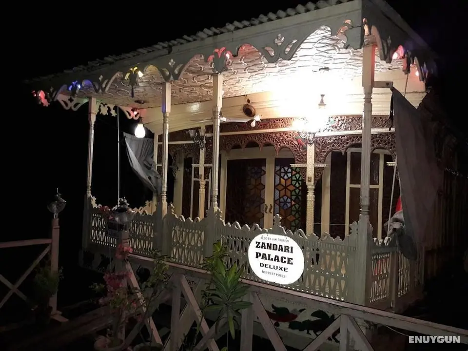 Houseboat Zaindari Palace - Öne Çıkan Resim