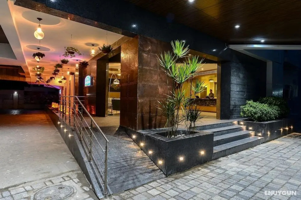 Howard Johnson by Wyndham Kolkata - Öne Çıkan Resim