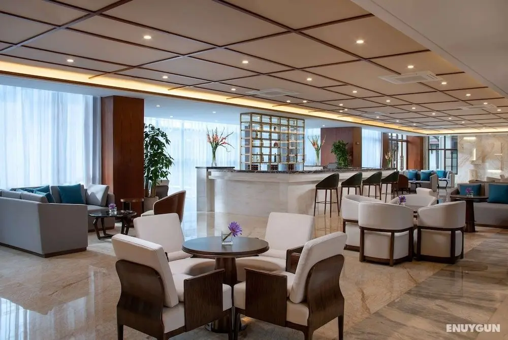 Howard Johnson by Wyndham LakeView Hotel Kunming - Öne Çıkan Resim
