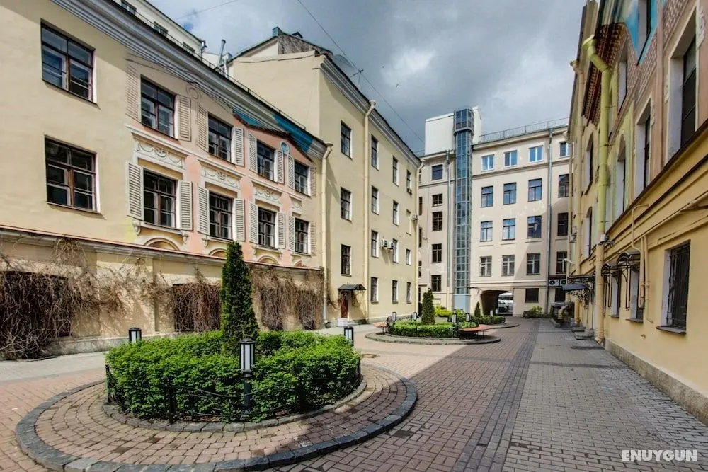 hth24 apartment Italiyanskaya 27 - Dış Mekan