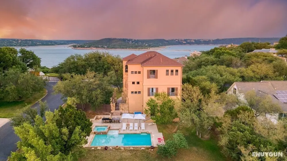 Hudson by Avantstay Magnificent Home w/ Beautiful Views, Multiple Living Areas, Pool & Games! - Öne Çıkan Resim