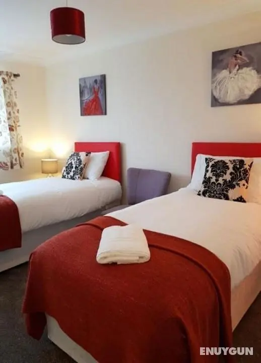 Huku Kwetu - Brentwood Townhouse - Oda