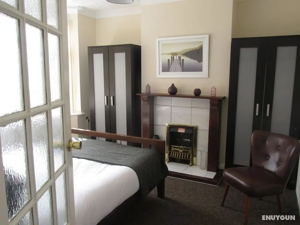 Huku Kwetu - Milton House - Öne Çıkan Resim