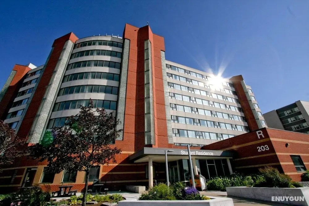 Humber College North Campus Residence - Öne Çıkan Resim