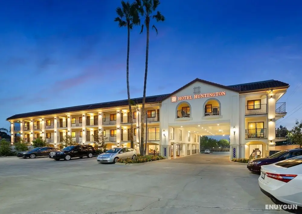 Hotel Huntington - Oda Manzaraları
