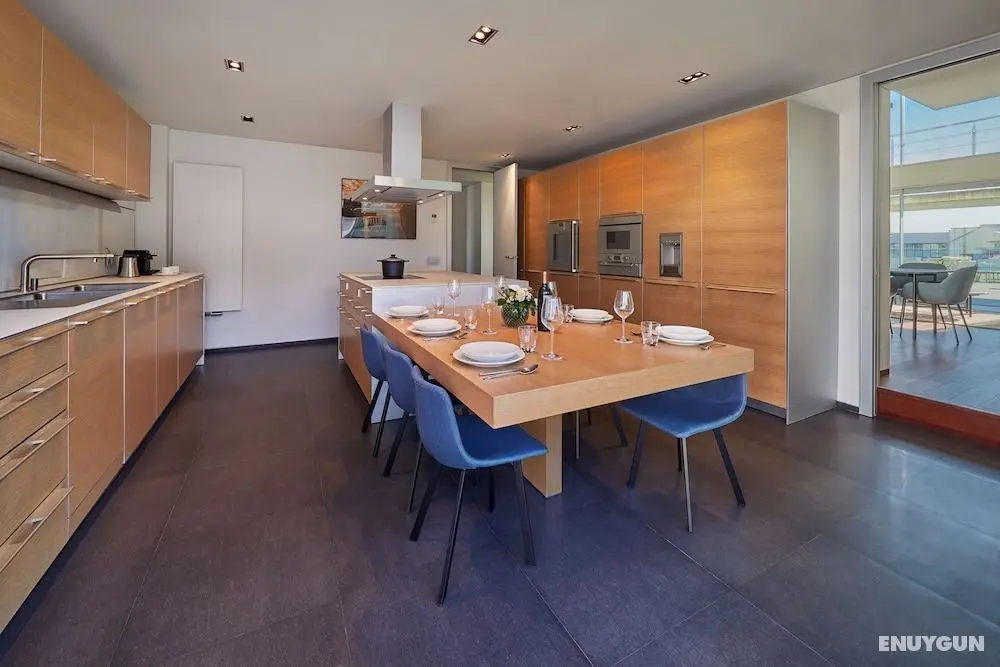 Hyatt Regency Madrid Residences - Öne Çıkan Resim