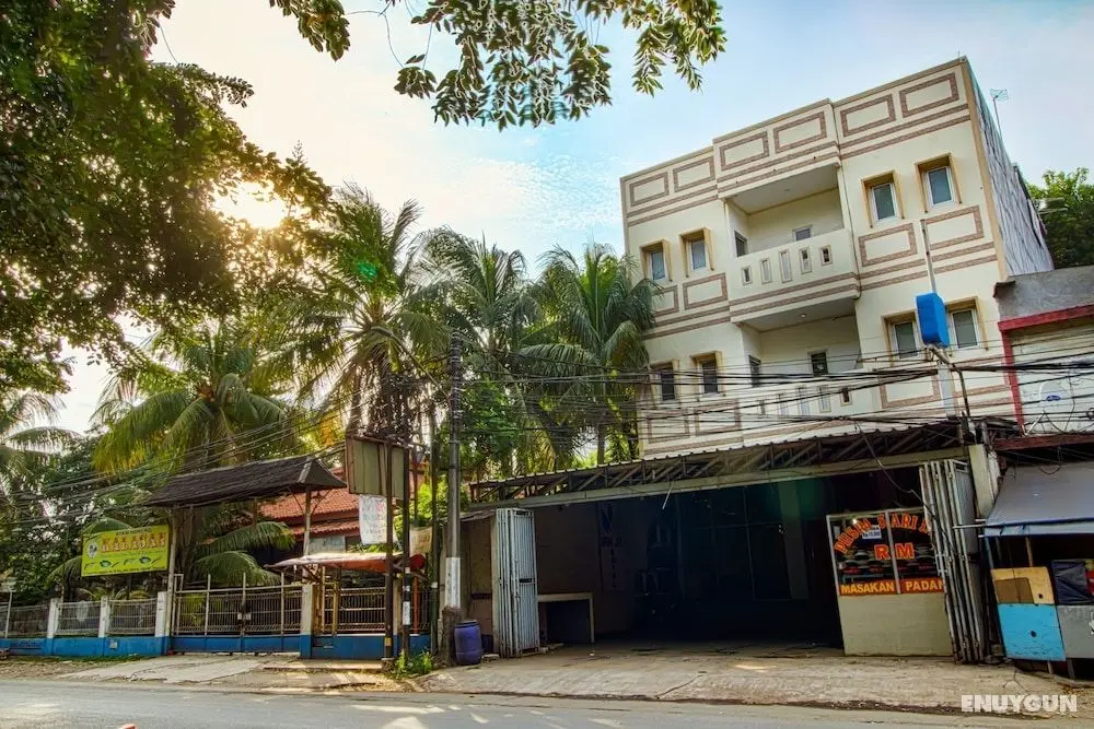 Ian JK Hotel Benda Tangerang - Dış Mekan