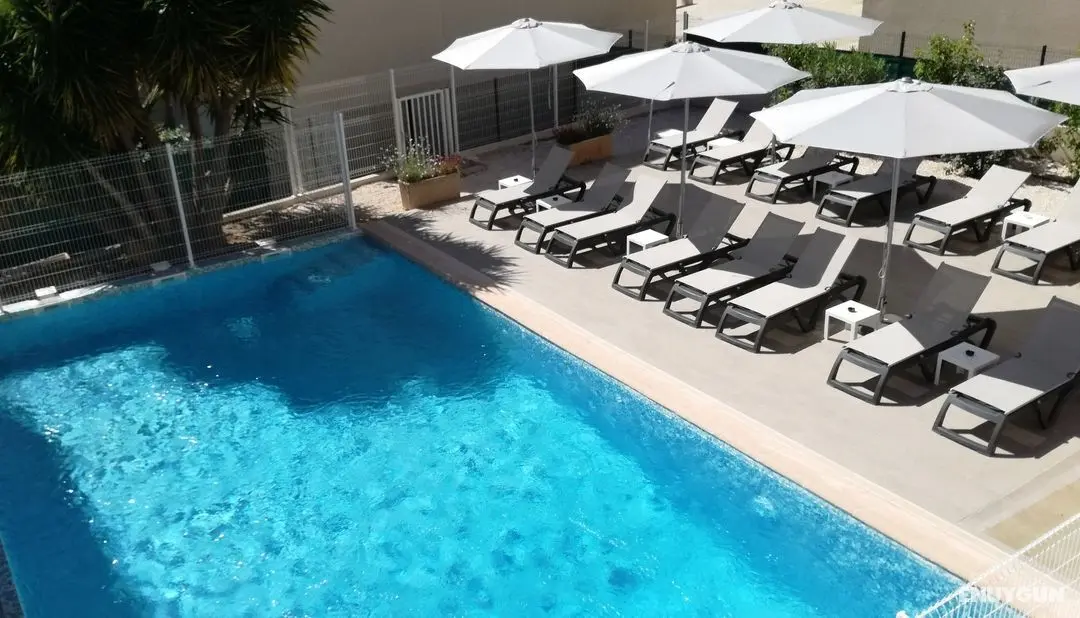 Ibis Budget Hyeres Centre Ville - Genel