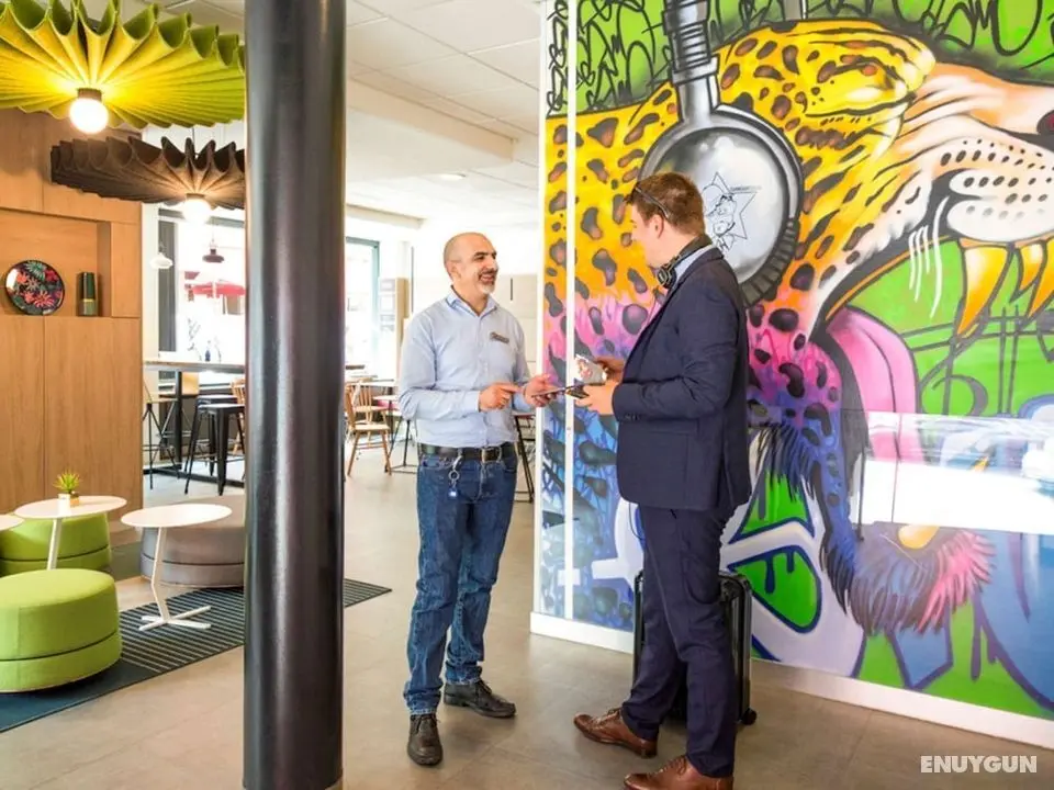 ibis Geneve Centre Gare - Lobi
