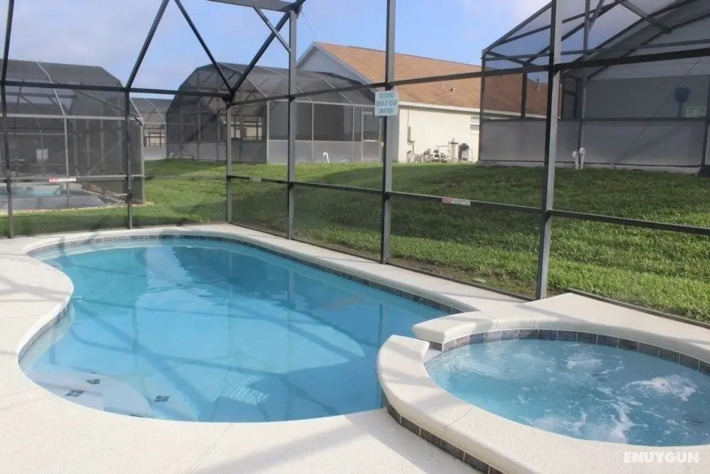 IC018OR - 4 bedroom pool home - Havuz