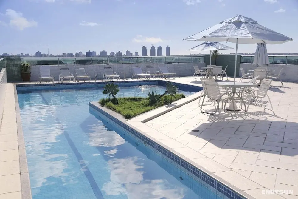 Iguatemi Business & Flat by Avectur - Havuz